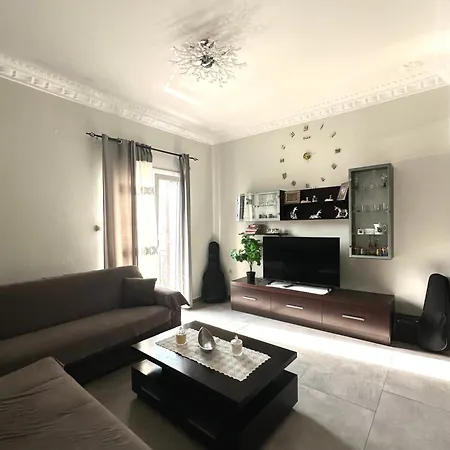 Arientas Apartment *
